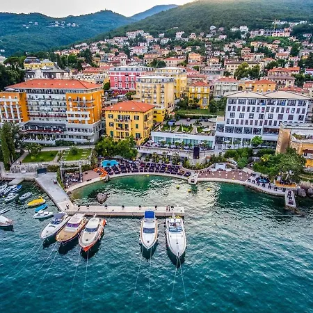 Boutique Mia, Amazing Location With Parking Opatija